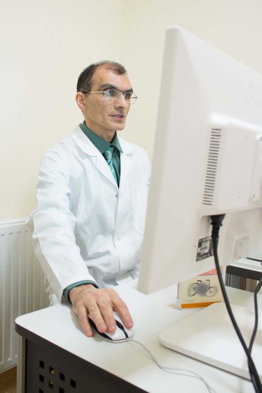 Dr. Ebrahim Taghizadeh